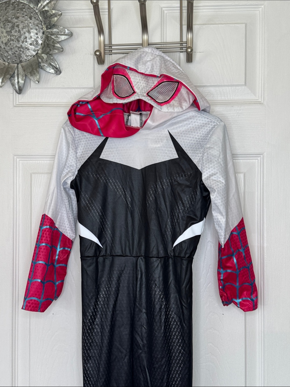 Marvel Girl’s Spider-Gwen Deluxe Costume with Attached Eye Mask Sz Small